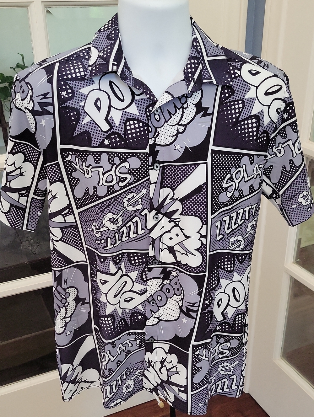 OH SNAP! Men's Comic Print Short-Sleeve Button-Up Shirt | Size: S